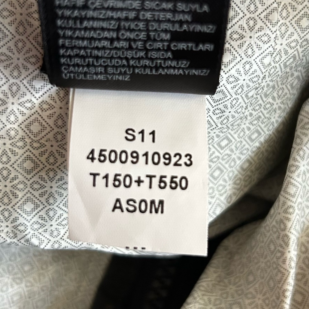 The North Face Purple Lightweight Hyvent DY Hooded Jacket Size Woman’s Small - Picture 10 of 11
